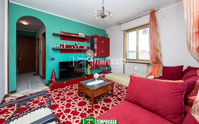 Appartamento bilocale in vendita in Via Donizetti, Osio Sopra