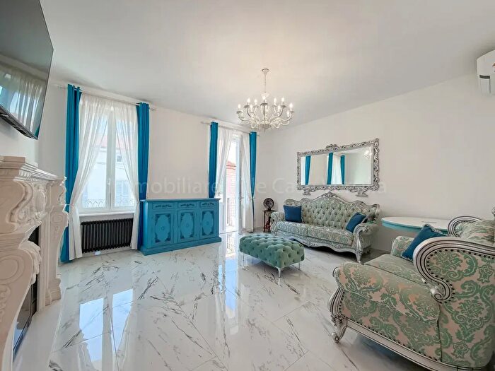 Casa con 16 locali in vendita in Via Giotto, Viareggio