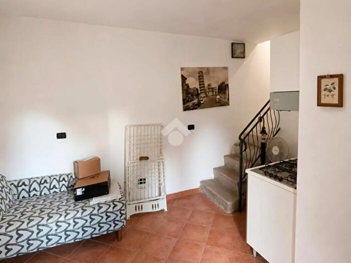 Casa bilocale in vendita in Via Laiano di Sopra, Cascina