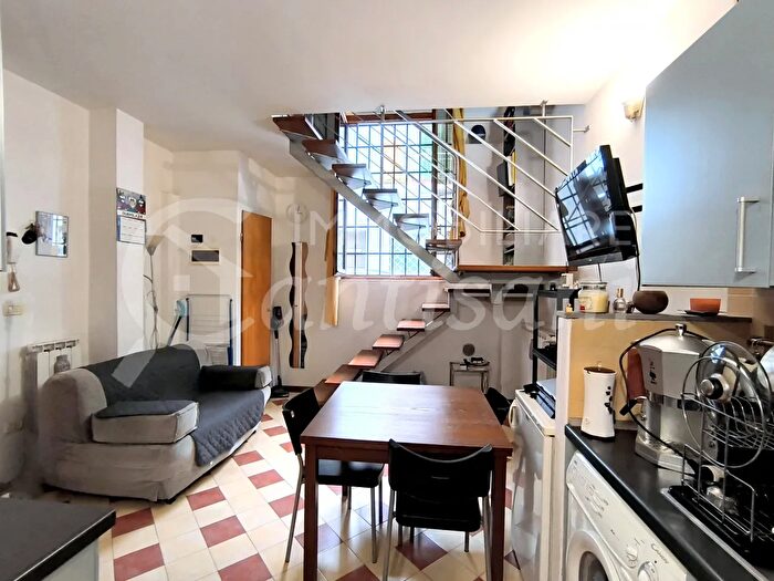 Appartamento bilocale in vendita in Via Ponte allAsse, Firenze