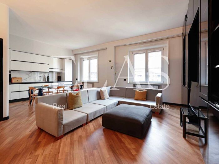 Appartamento bilocale in affitto in Via Giuseppe Marcora, Porta Nuova, Milano