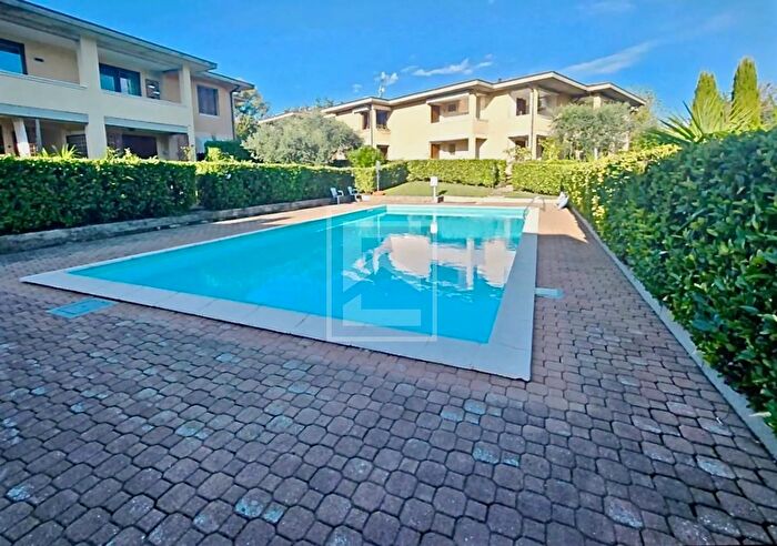 Appartamento trilocale in vendita in Via Puccini, Desenzano Del Garda