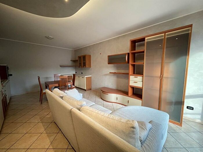 Appartamento trilocale in vendita in Via Vite Vecchia, Ghisalba