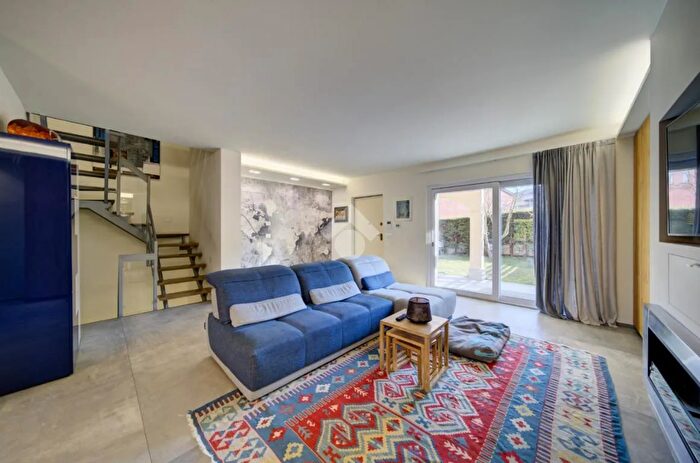 Casa con 7 locali in vendita in Corso Laghi, Buttigliera Alta