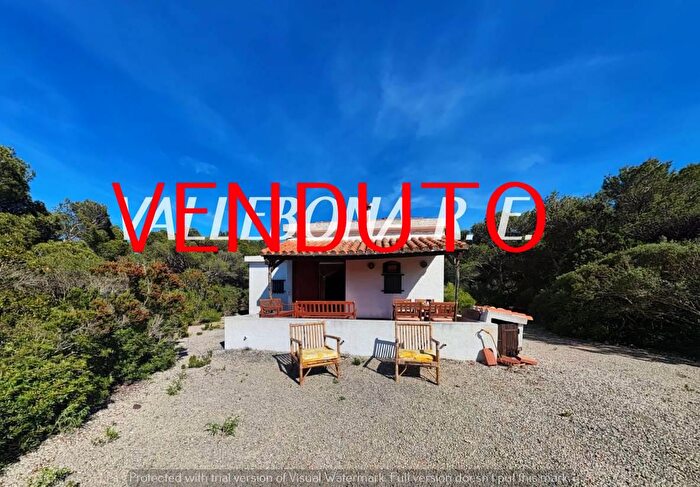 Casa quadrilocale in vendita in Località SantAnna Snc, Carloforte