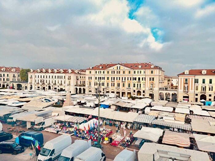 Appartamento bilocale in affitto in Piazza Tancredi Galimberti, Centro, Cuneo
