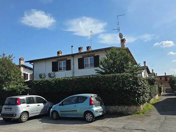 Casa quadrilocale in vendita in Via Santa Lucia, Fonte Nuova