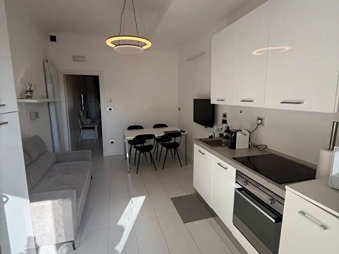 Appartamento bilocale in affitto in Viale Bligny, Milano