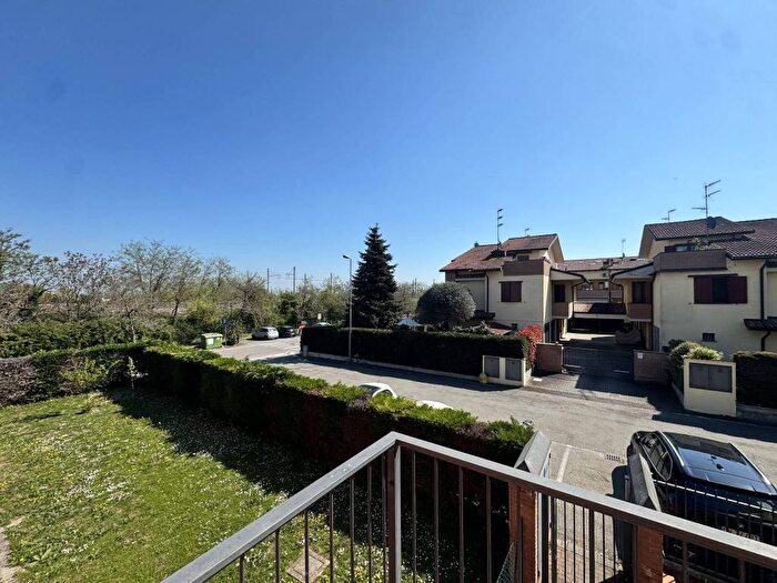 Appartamento bilocale in affitto in Via Brigate Garibaldi, Ponte Taro, Fontevivo