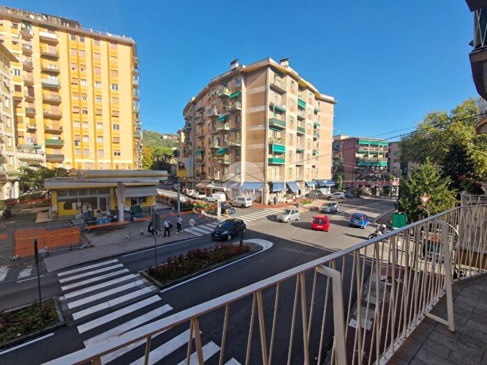 Appartamento trilocale in vendita in Scalinata Cortopassi, La Spezia