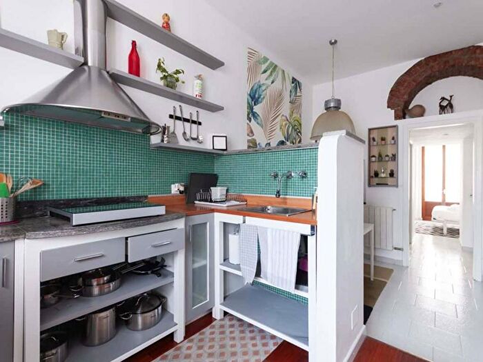 Appartamento monolocale in affitto in Via Savona, Giambellino, Milano