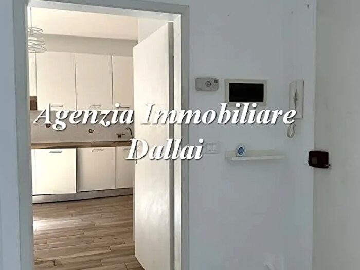 Appartamento trilocale in affitto in Via Traversi, Borgo San Lorenzo