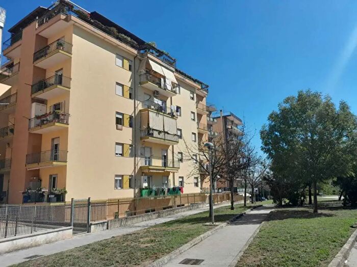 Appartamento trilocale in vendita in Via Tommaso Bucciano, Benevento