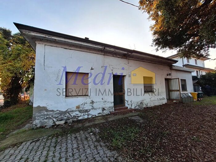 Casa con 10 locali in vendita in Bertinoro