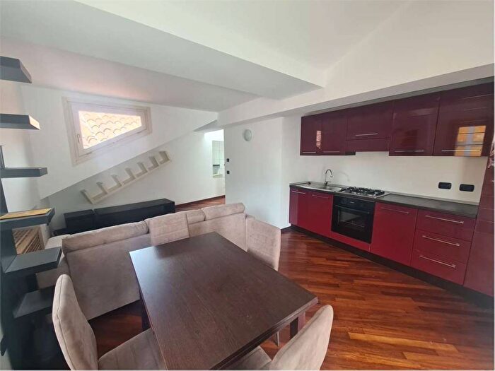 Appartamento trilocale in affitto in Via Borsieri, Viale Varese Crocifisso, Como