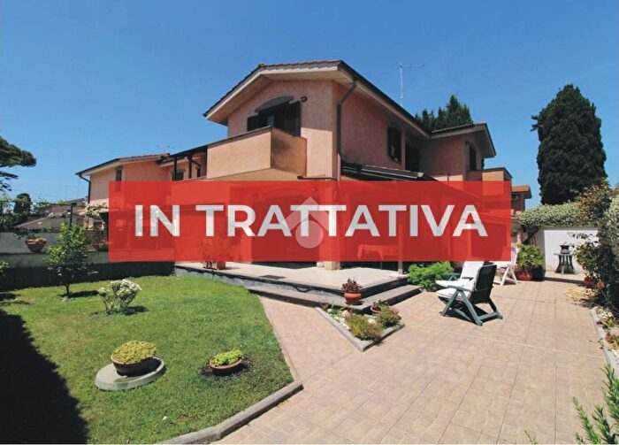 Casa trilocale in vendita in Via delle Fresie, Anzio