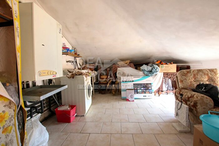 Appartamento in vendita in Via Silvio Pellico Mirandola Unione Comuni Modenesi Area Nord Modena EmiliaRomagna Italia, Mirandola