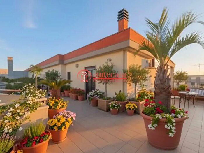 Appartamento quadrilocale in vendita in Via Gran Bretagna, Trani