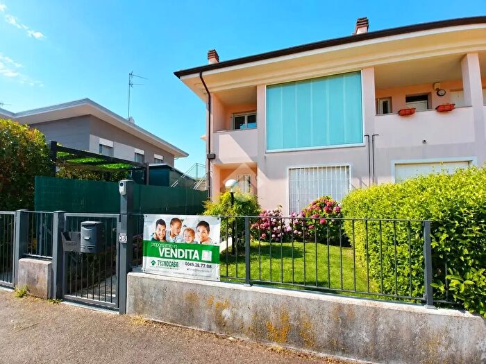 Appartamento trilocale in vendita in Via Mario Martelli, Lugo
