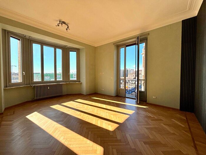 Appartamento con 5 locali in affitto in Corso Germano Sommeiller, San Secondo, Torino