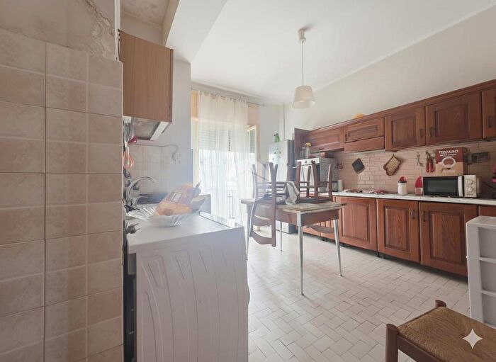 Appartamento quadrilocale in vendita in Via S Martino, Montesarchio