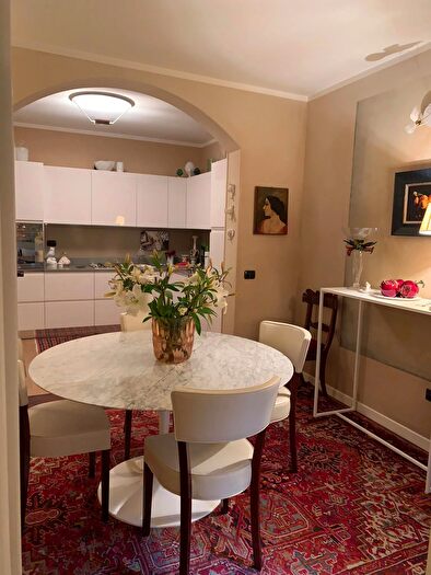 Casa con 5 locali in vendita in Pandino