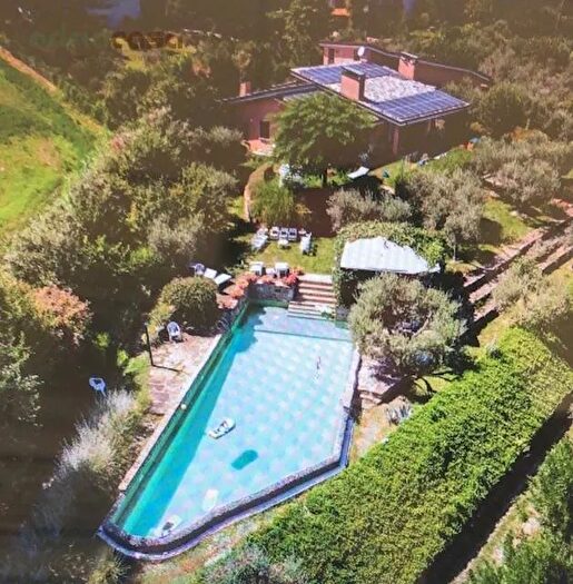 Casa con 9 locali in vendita in Via Fontacce, Misano Adriatico