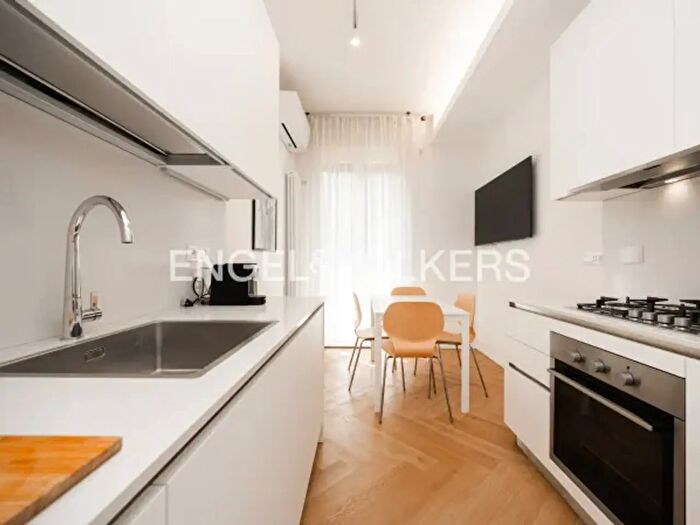 Appartamento trilocale in affitto in Via Gherardo Ghirardini, Bologna