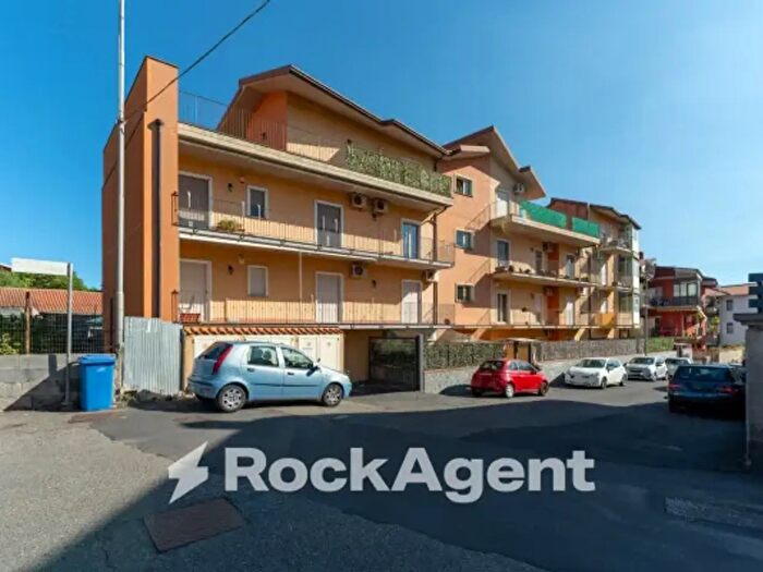 Appartamento bilocale in vendita in Via Etna, Camporotondo Etneo