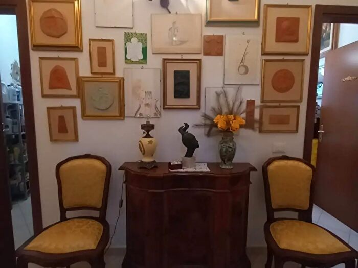 Appartamento quadrilocale in vendita in Carrara
