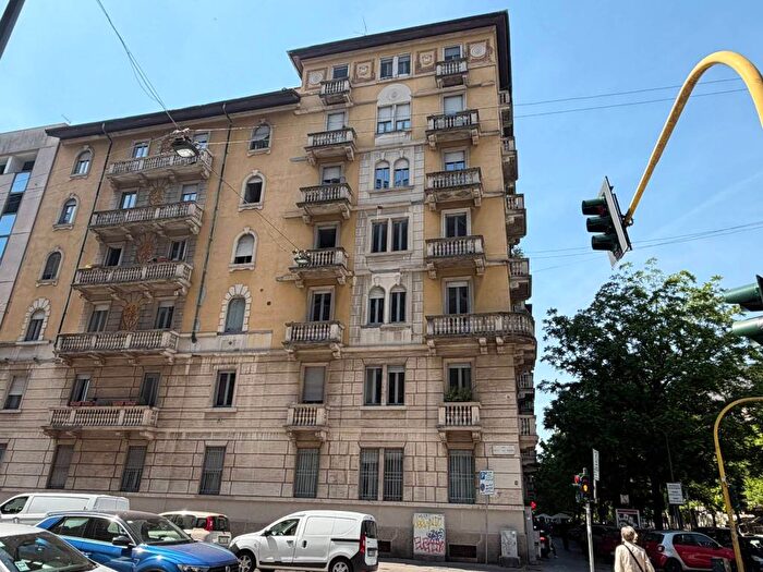 Appartamento bilocale in affitto in Via Losanna, Sempione, Milano