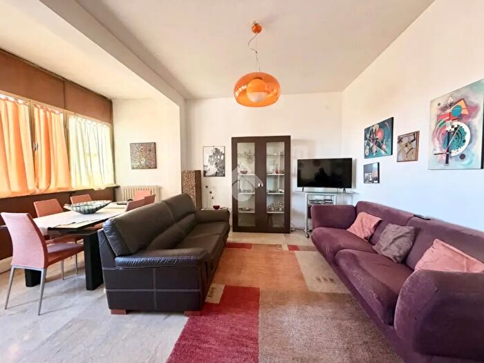 Appartamento con 5 locali in vendita in Via Alessio Lorenzini, Perugia