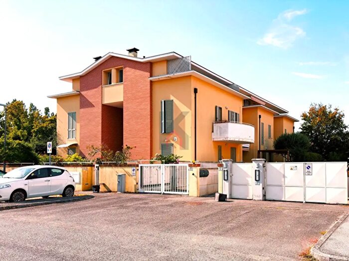 Appartamento trilocale in vendita in Forli'