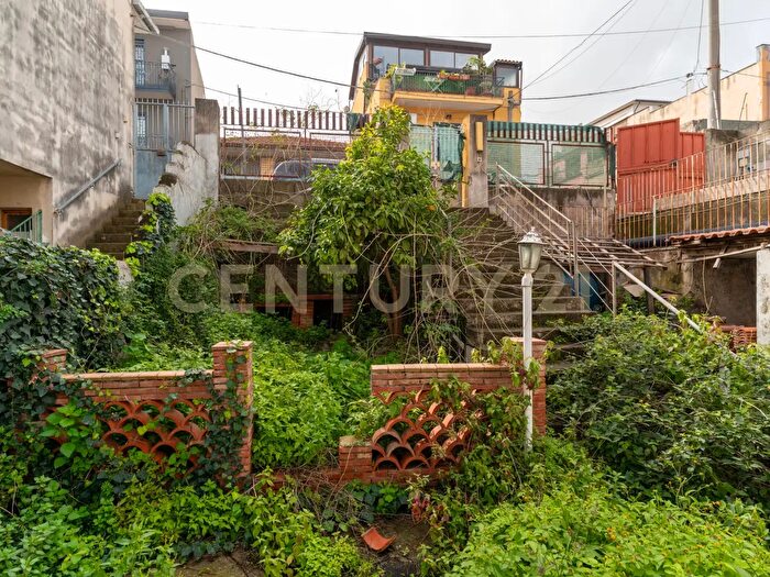 Casa in vendita in Via Velletri, Catania