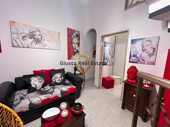 Casa bilocale in vendita in Via Rini, Mesagne