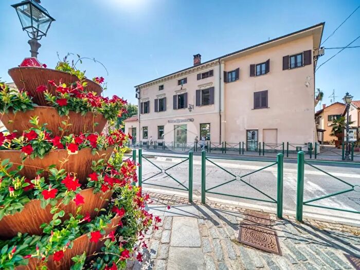 Appartamento quadrilocale in vendita in Piazza S Lorenzo, Giaveno