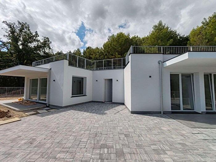 Casa con 5 locali in vendita in Localita Villatalla Snc, Diano Arentino