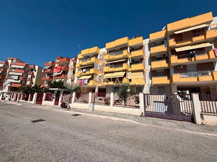 Appartamento con 5 locali in vendita in Via Giuseppe De Nittis, Manfredonia