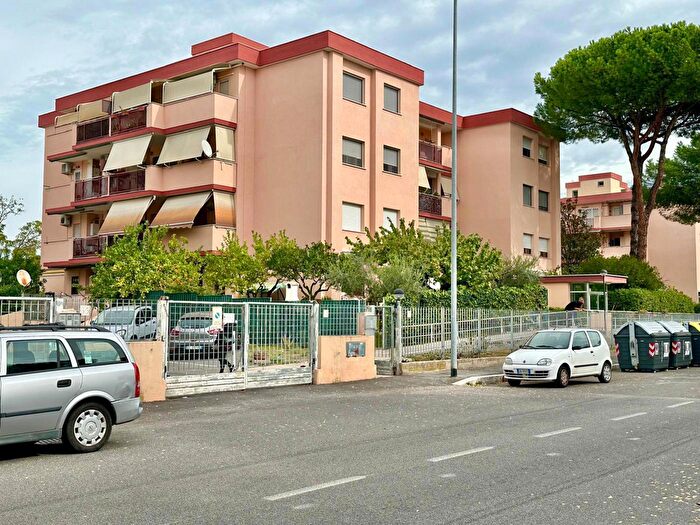 Appartamento bilocale in vendita in Via Michele De Marco, Roma