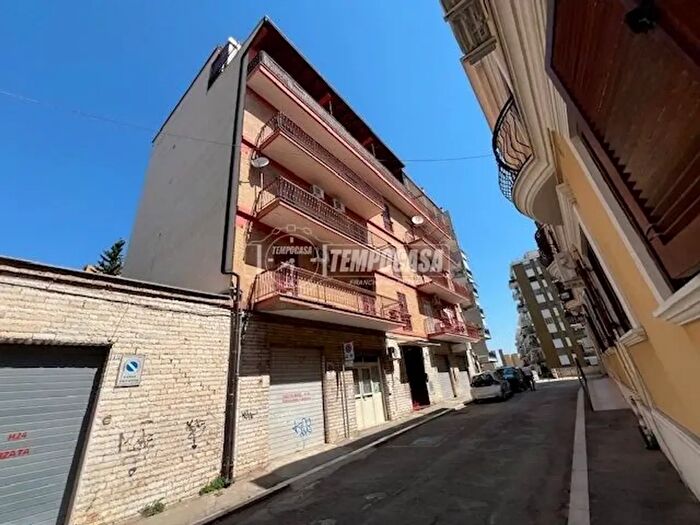 Appartamento trilocale in vendita in Vicolo Aquila, Foggia