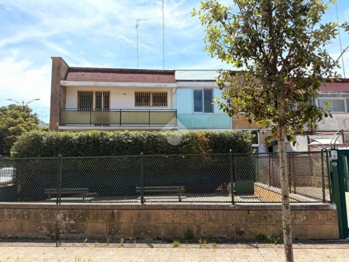 Appartamento quadrilocale in vendita in Via Tevere, Lecce