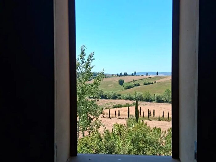 Casa con 5 locali in vendita in Orciano Pisano