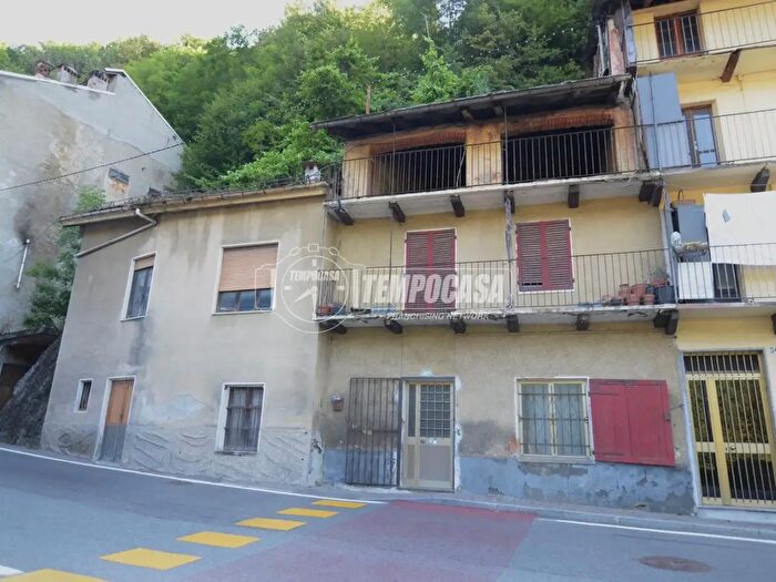 Casa con 5 locali in vendita in Pessinetto