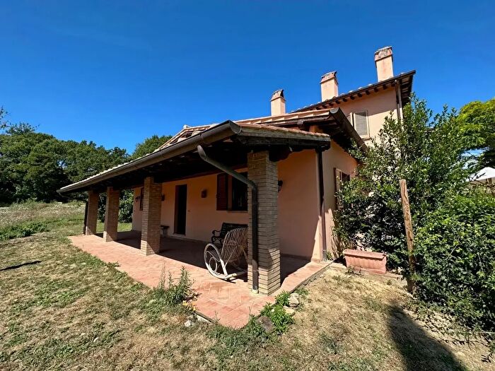Appartamento trilocale in affitto in Località Paradiso, Assisi