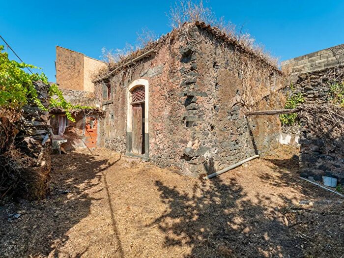 Casa con 5 locali in vendita in Via Manganelli, Mascalucia
