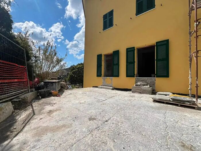 Appartamento quadrilocale in vendita in Carasco