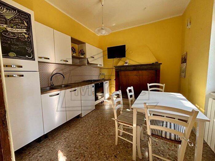 Appartamento trilocale in affitto in Via Mosse, Centro, Montefiascone