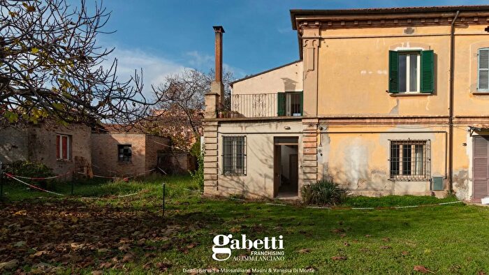 Casa quadrilocale in vendita in Via Nazionale, San Vito Chietino