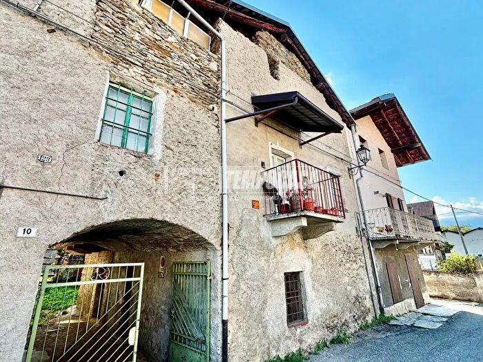 Appartamento quadrilocale in vendita in Via Gillo, Mattie