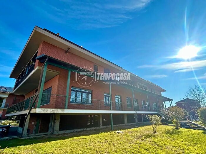 Appartamento con 5 locali in vendita in Via Francesca E Giovanni Falcone, Avigliana